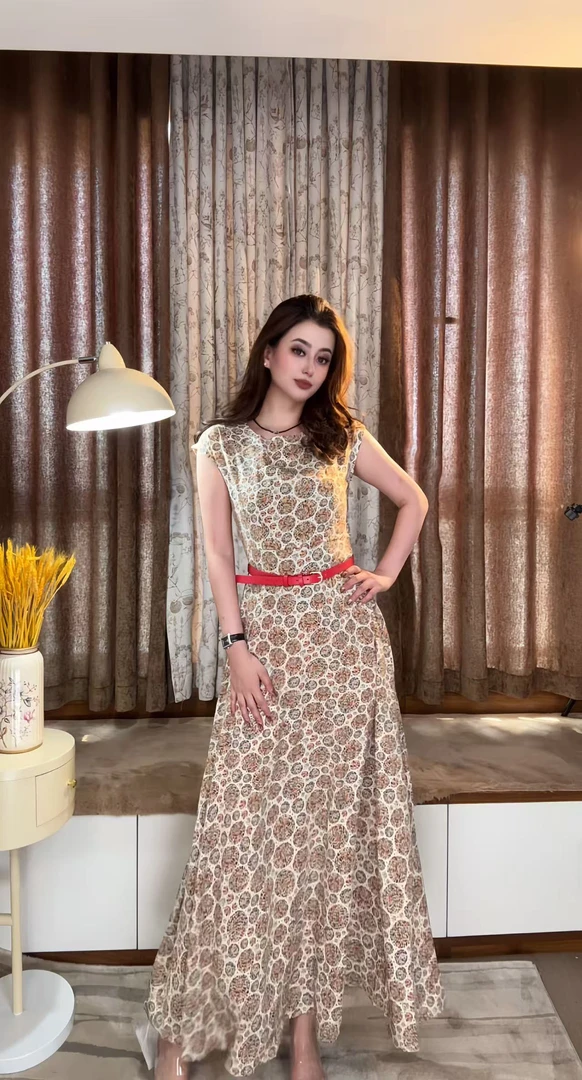 法式轻奢高级感洋气高贵超好看正式场合小香风连衣裙女夏