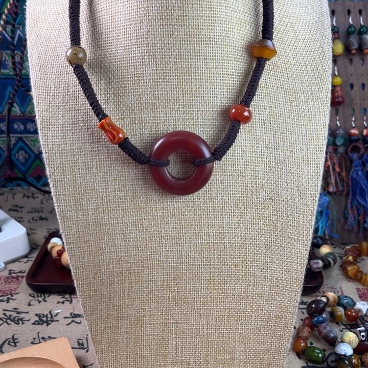 玛瑙/玉髓未镶嵌颈饰