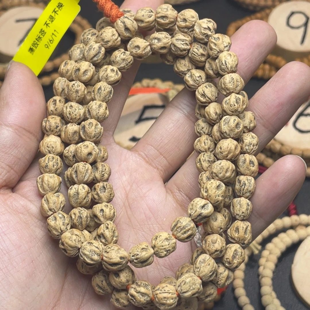 淡***点柏香籽/百香籽吊坠