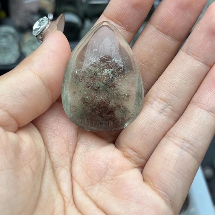 未镶嵌吊坠(赠链)水晶