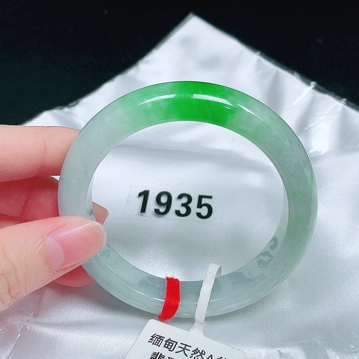 翡翠未镶嵌手镯翡翠手镯未镶嵌