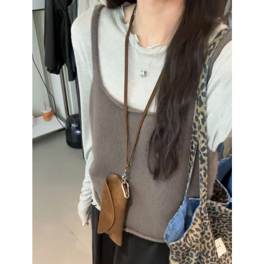 J-M7721#叠穿氛围感拿捏！被追问无数次的韩系温柔“咩咩”吊带马甲