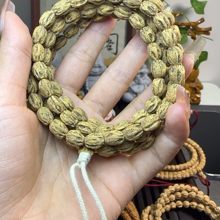 非洲檀香无事牌贵**佬百香籽