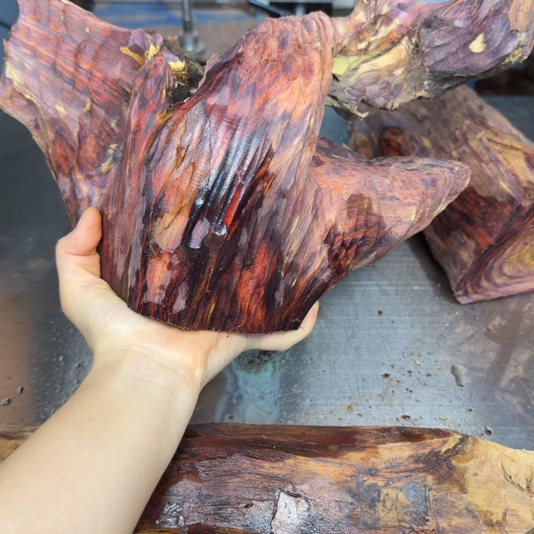 圣***哥黄花梨/降香黄檀把件老粉