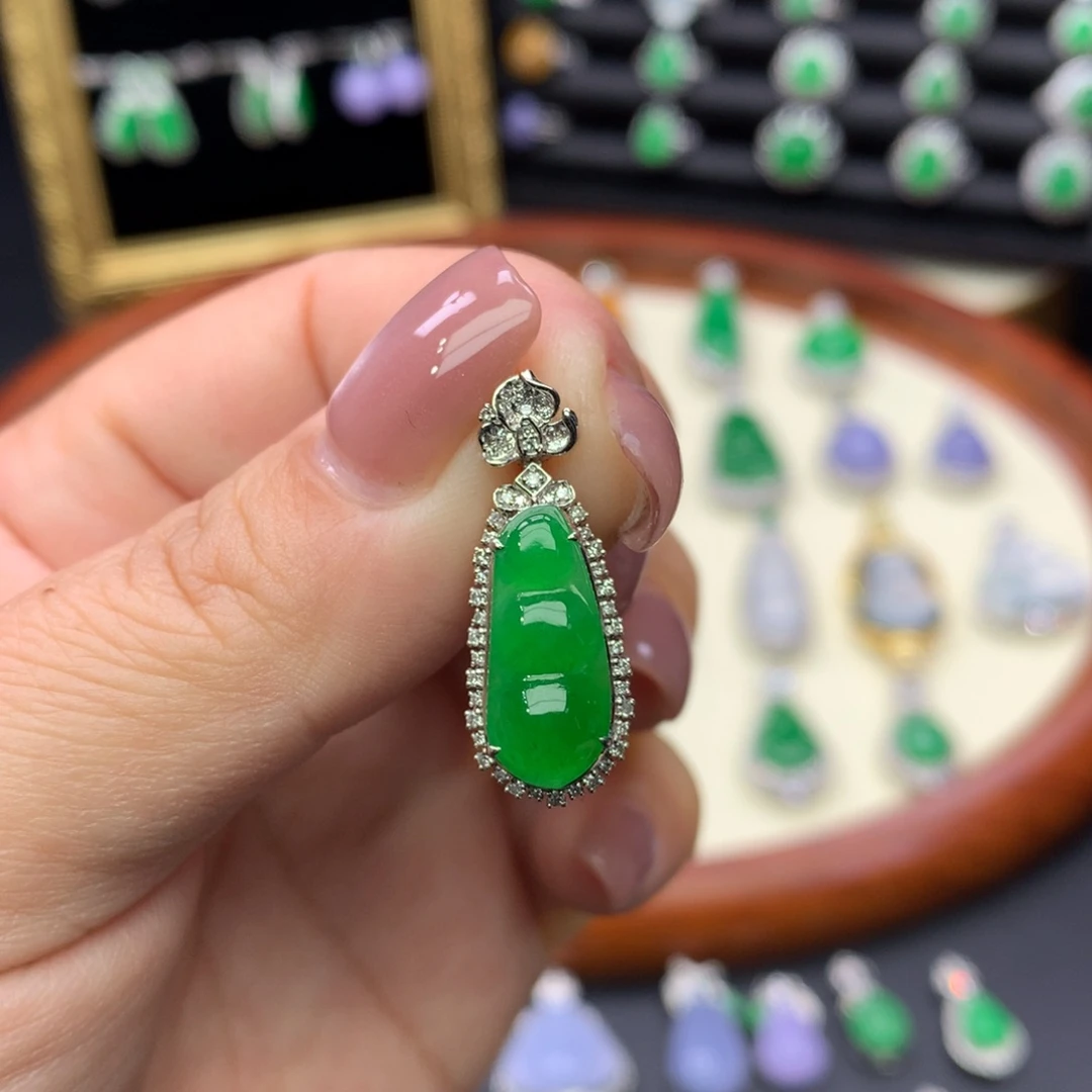 翡翠18K金镶嵌吊坠(不含链)