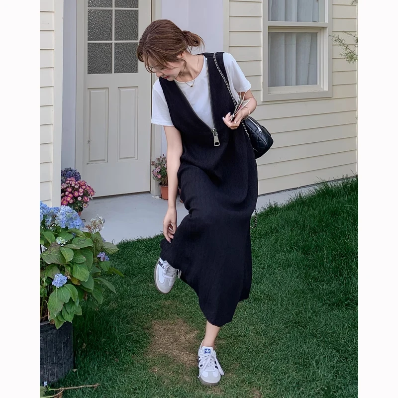 黑色V领背心连衣裙T恤套装女2025夏季新款法式赫本风休闲宽松长裙