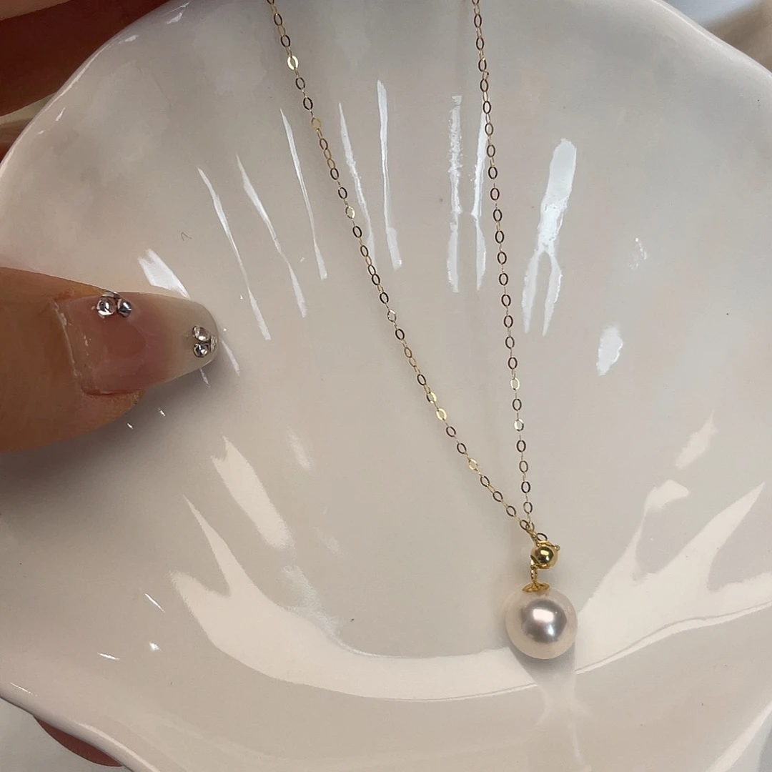 18K金镶嵌海水珍珠颈饰