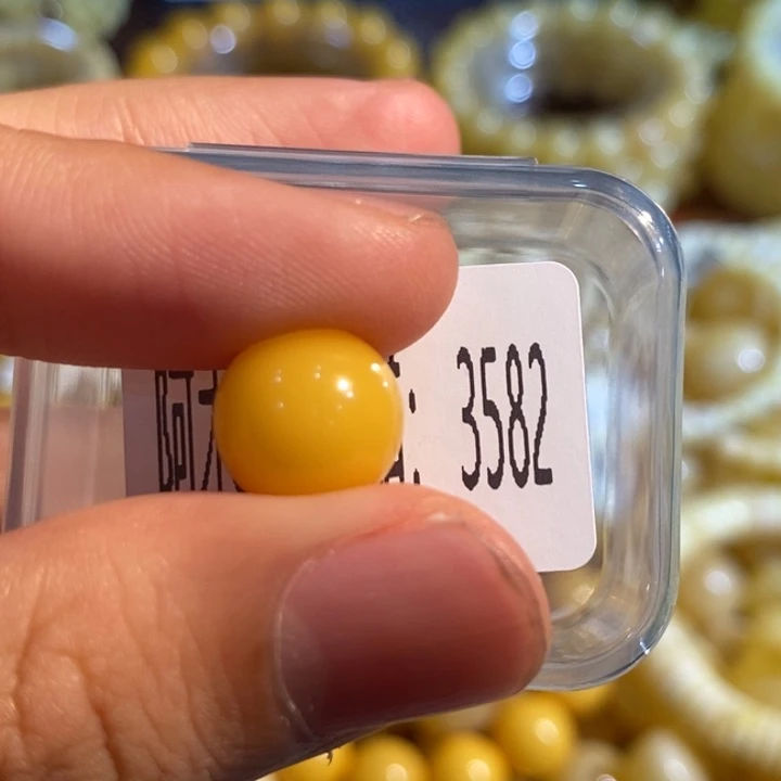 琥珀未镶嵌珠宝奇石3582