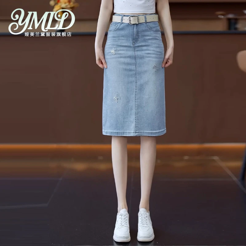 浅蓝色窄版牛仔半身裙女2026夏季新款刺绣a字薄款中长款一步裙子