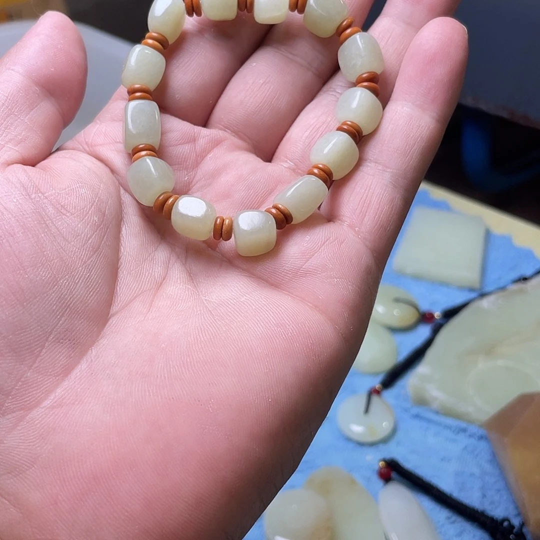 手链未镶嵌和田玉（糖玉）