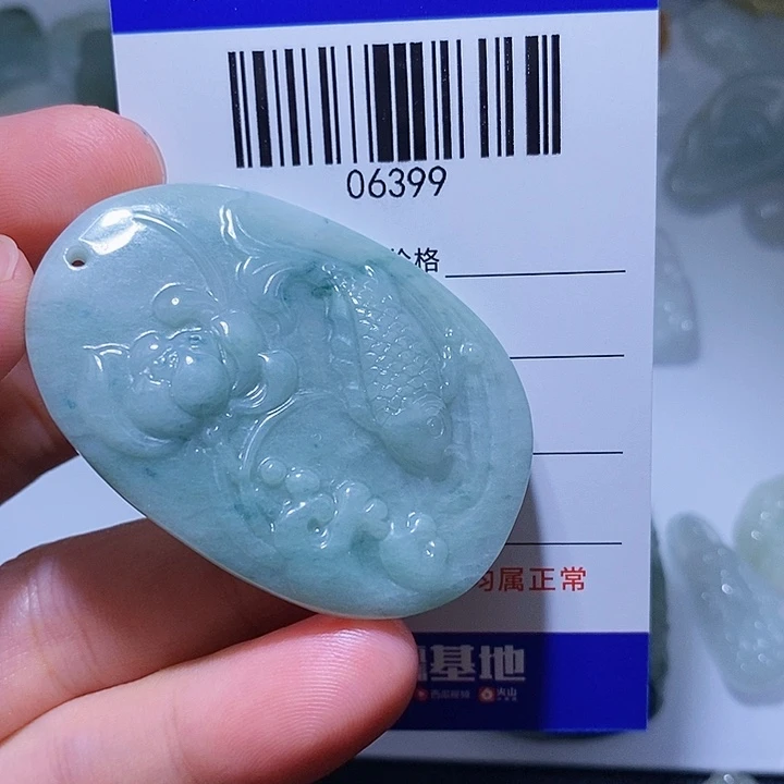 翡翠未镶嵌颈饰天光墟翡翠市场现金代购