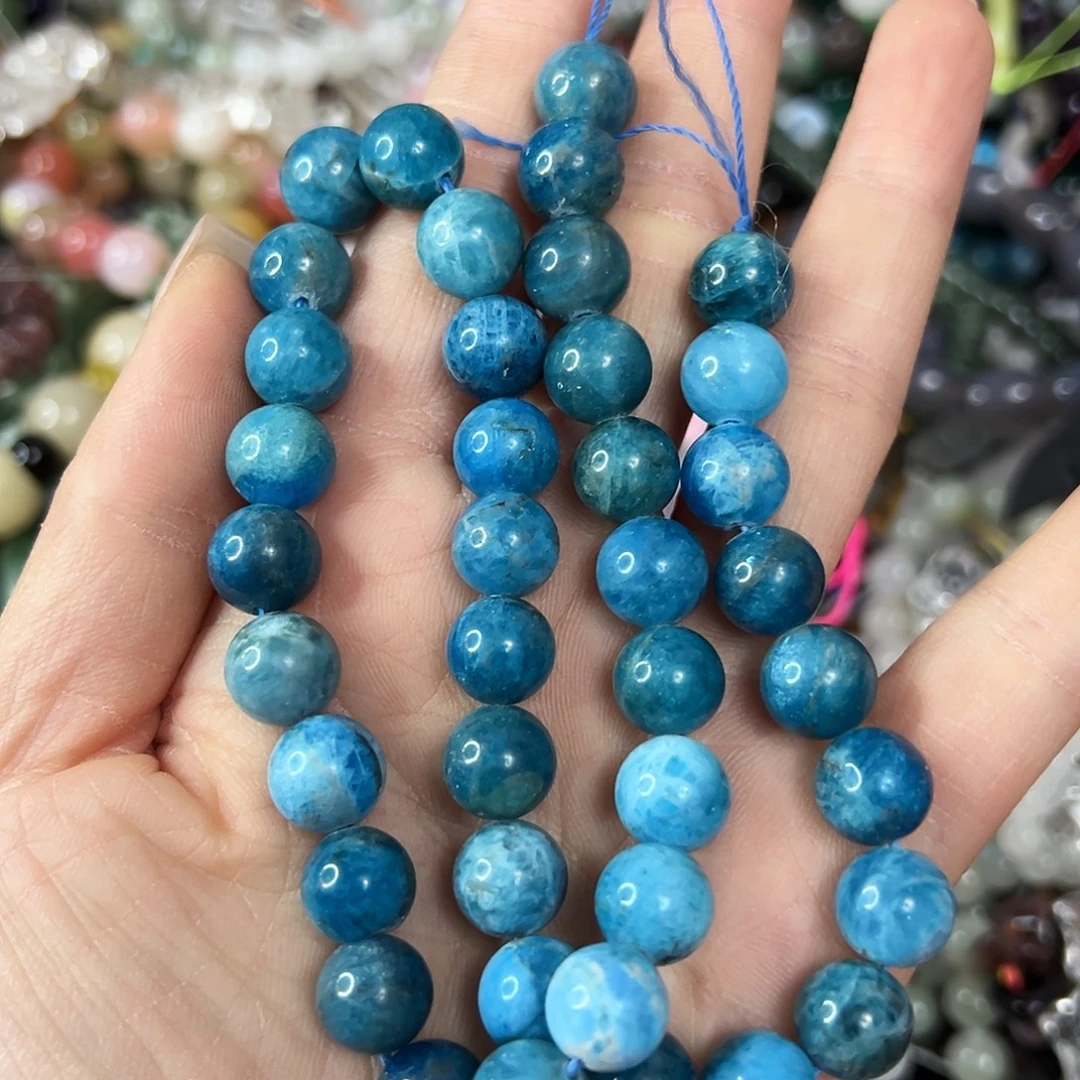 雪***梅玛瑙/玉髓未镶嵌珠宝半成品，卡10蓝磷灰一条