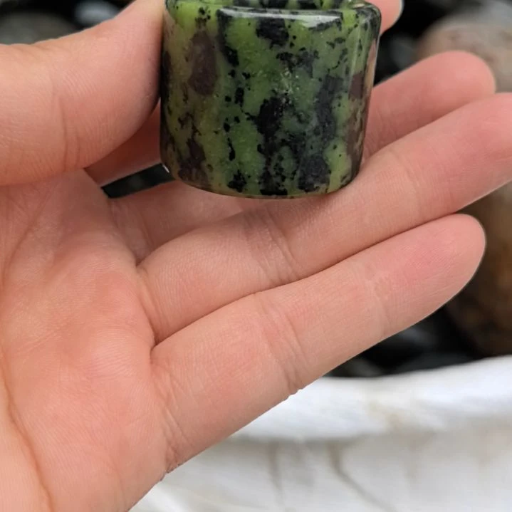 玉小*藏玉药王石原石雕刻扳指