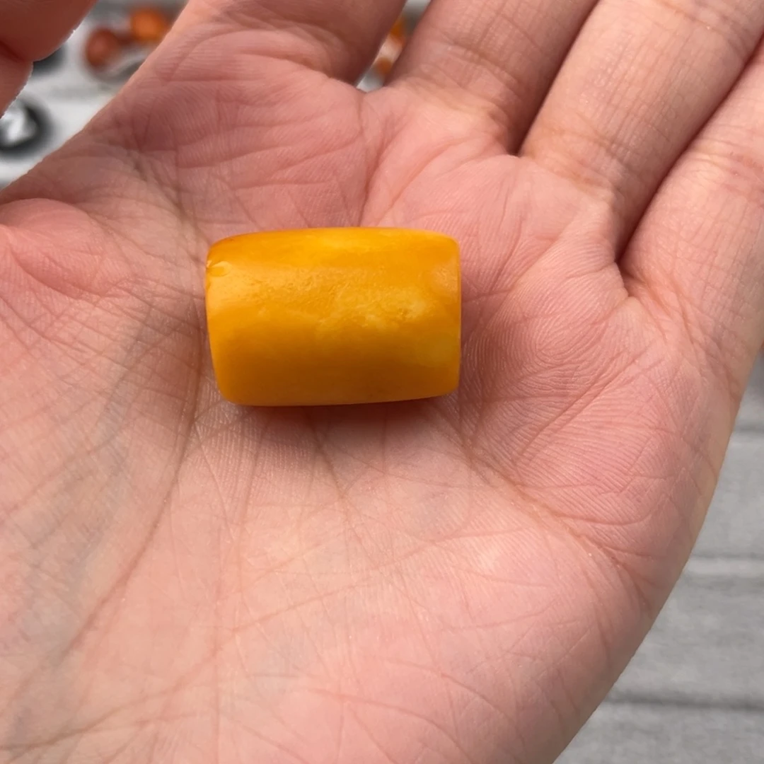 艾***饭未镶嵌颈饰蜜蜡老蜜蜡