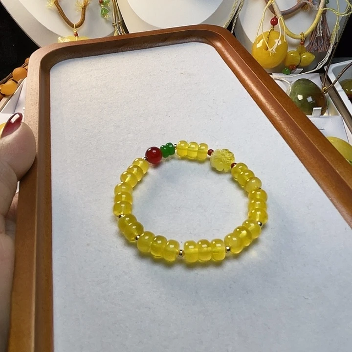 蜜蜡未镶嵌珠宝奇石