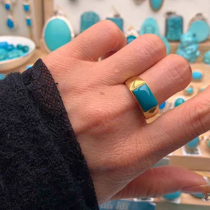 绿松石18K金镶嵌珠宝奇石