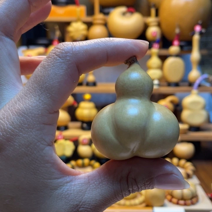 小****天然葫芦自然神生长