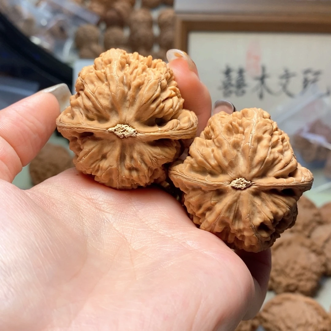 文玩核桃把件46粗筋