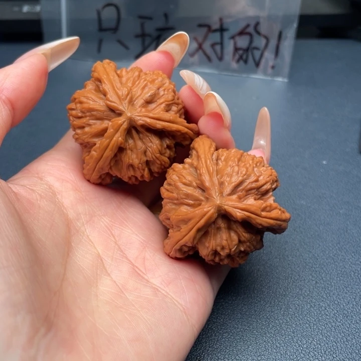 山***森吊坠文玩核桃白狮子