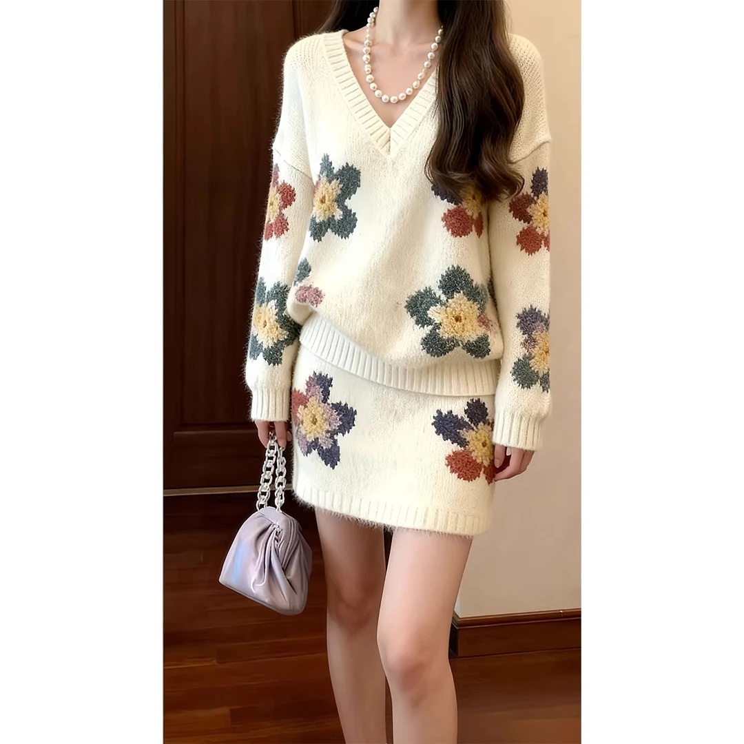 秋冬季穿搭一整套女2025新款韩系氛围感针织衫显瘦减龄短裙两件套