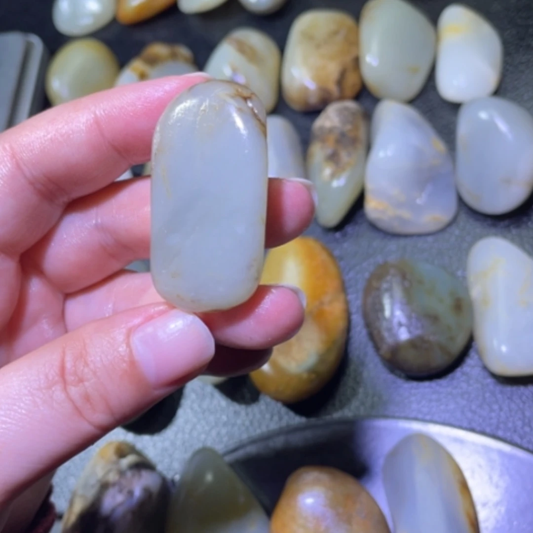 【闪购商品】颈饰未镶嵌和田玉