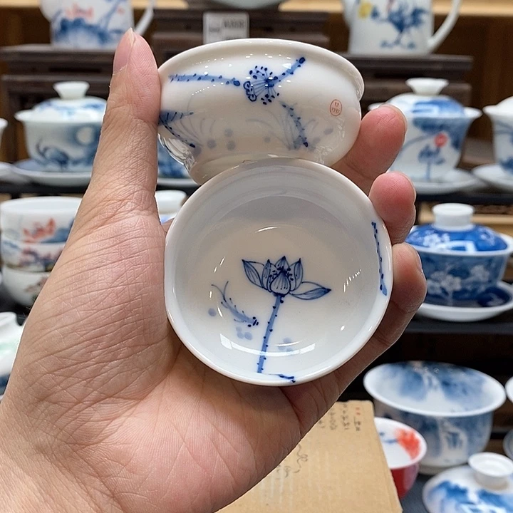 手绘2个装荷花鼓形杯60cc釉下彩微瑕福利款