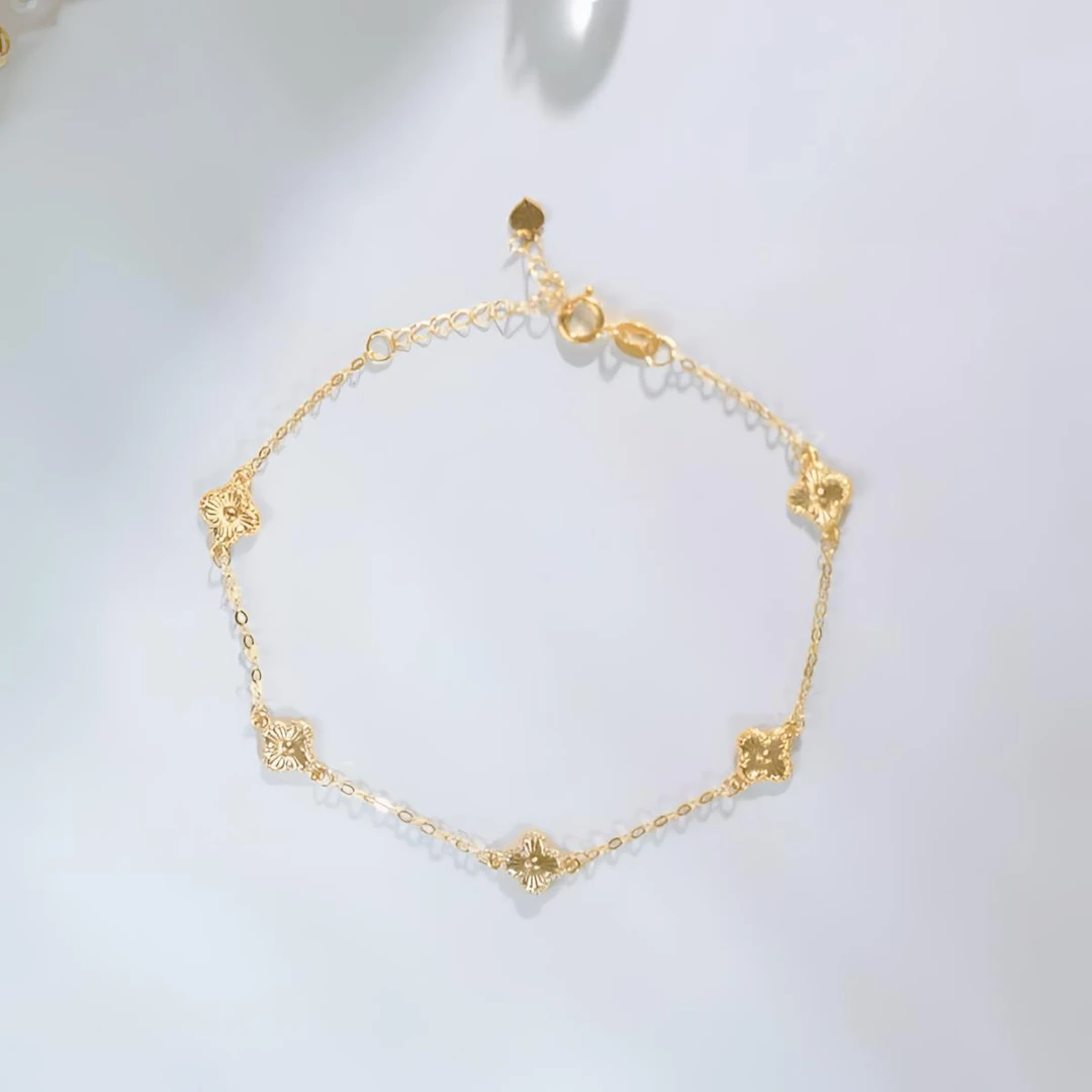 佳佳圣诞专属手链）18K金镭射四叶草五花手链满天星mini素金手链