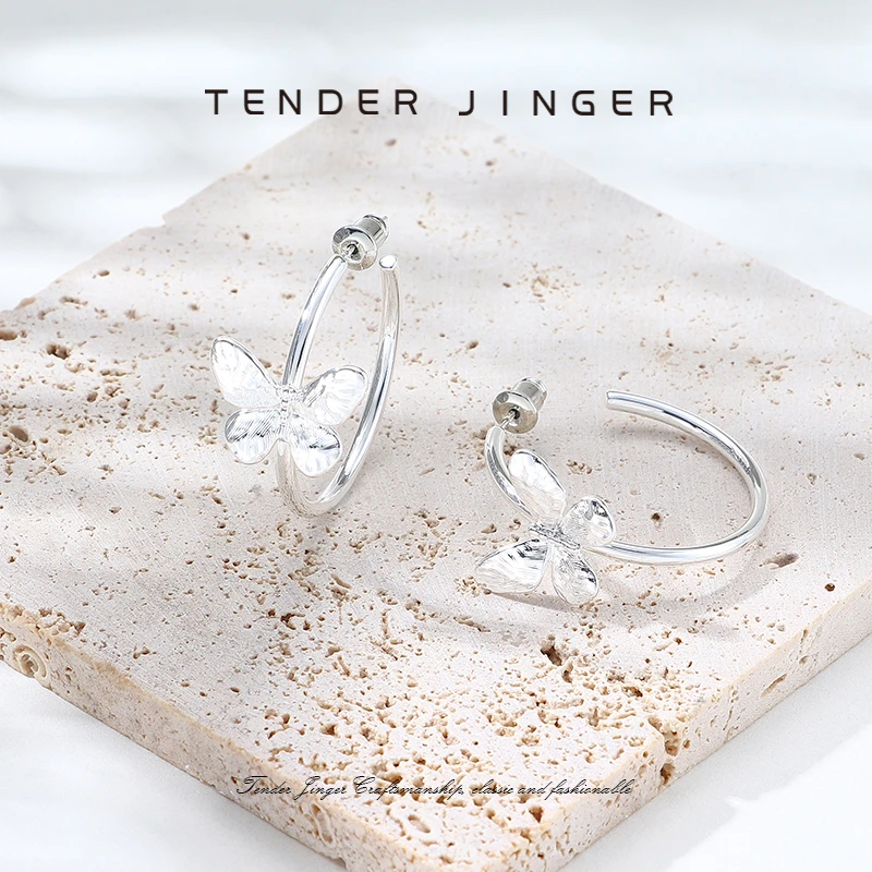 Tender Jinger 铜合金耳饰 新款大C圈蝴蝶耳环气质轻奢百搭