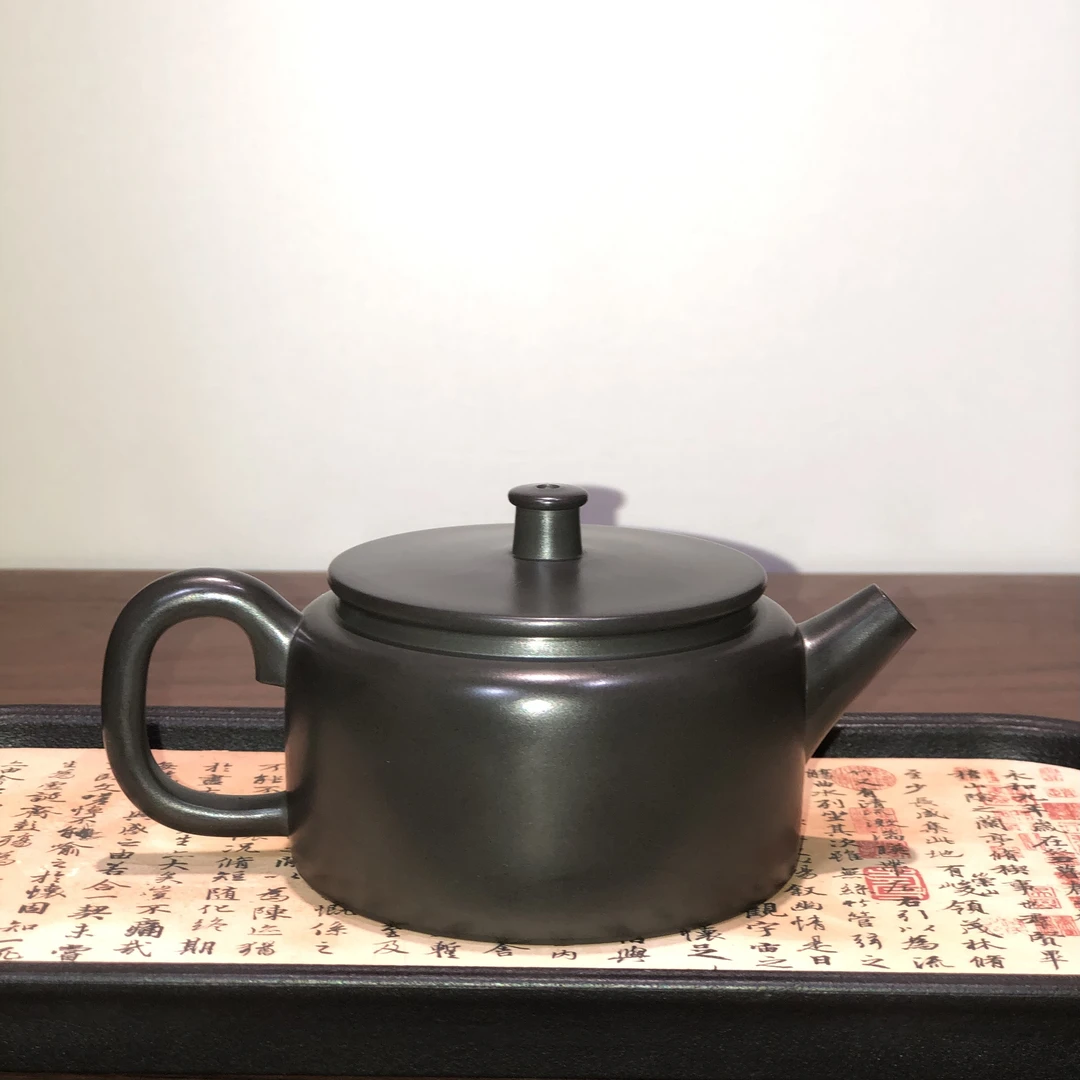 广西钦州纯手工坭兴陶 德钟壶 105cc