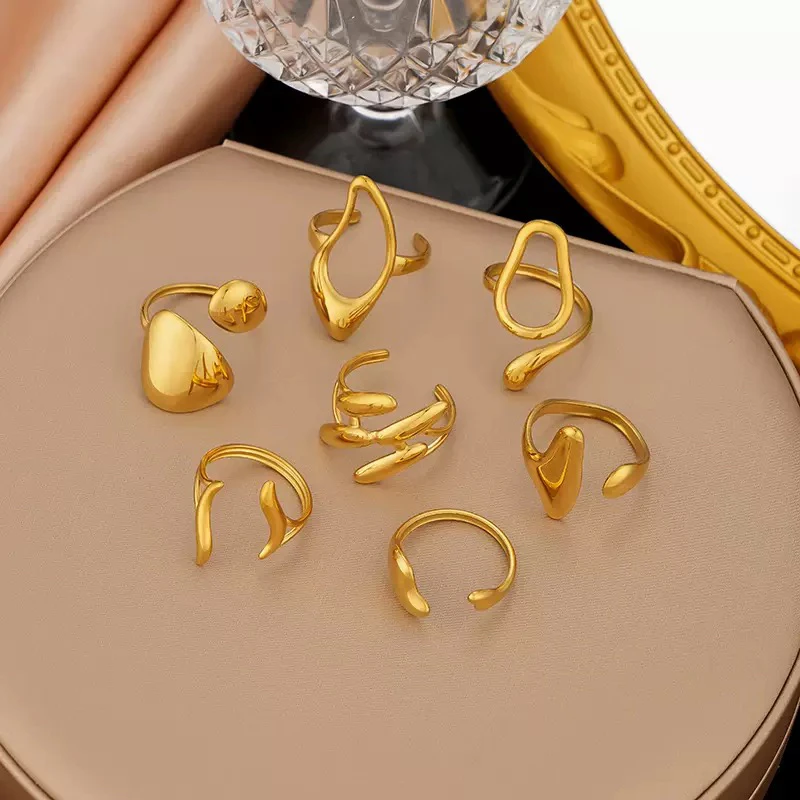 钛钢戒指 戒指金色女时尚欧美指环复古宫廷欧若智性风