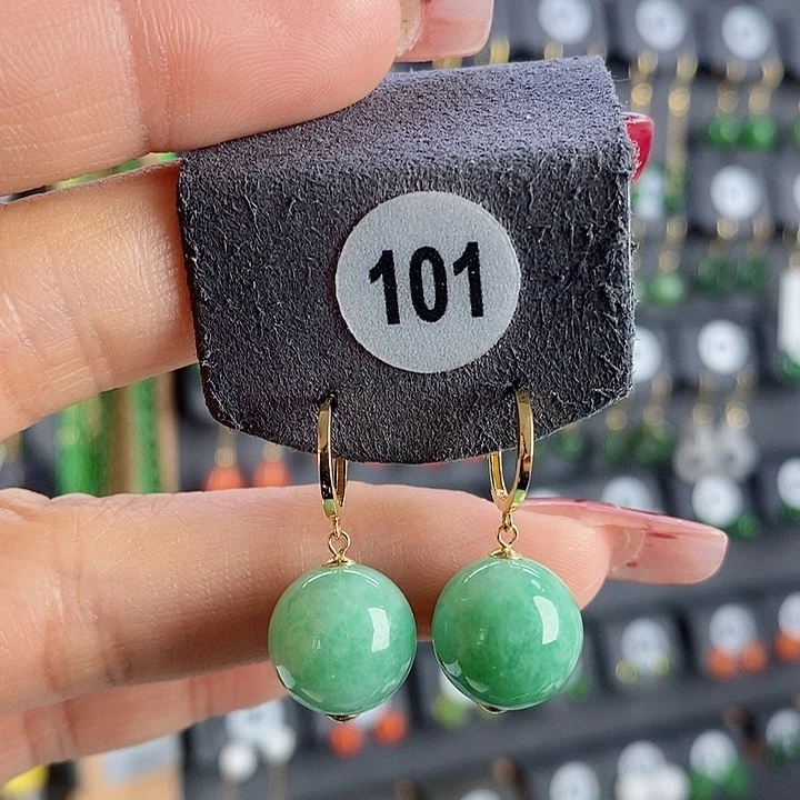 翡翠耳饰18K金镶嵌耳饰