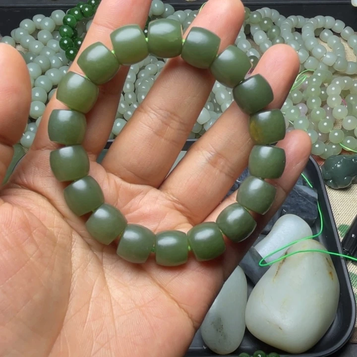 未镶嵌和田玉珠宝半成品