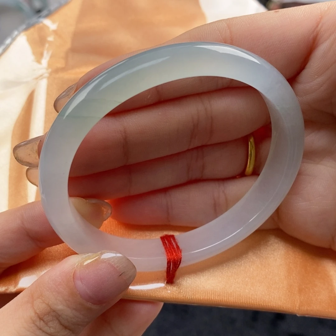 【闪购商品】翡翠手镯未镶嵌3号贵妃