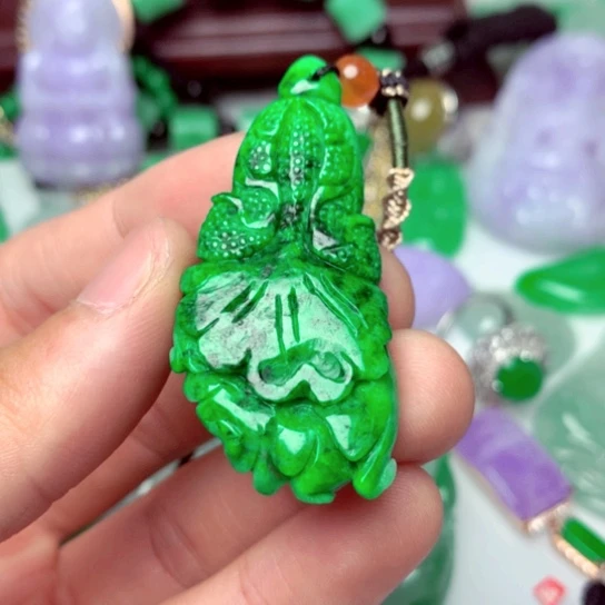 翡翠未镶嵌吊坠(不含链)