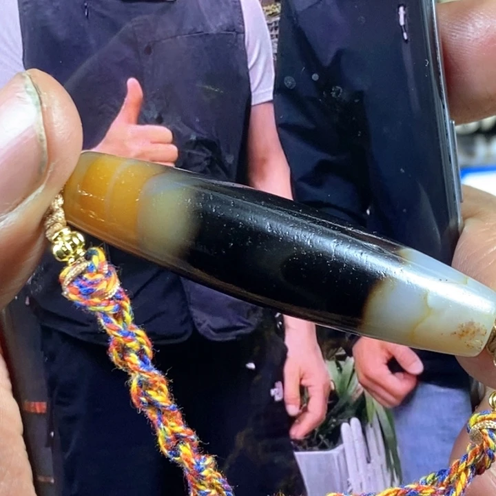 只买单纯的吊坠，没带链子，属的性质。