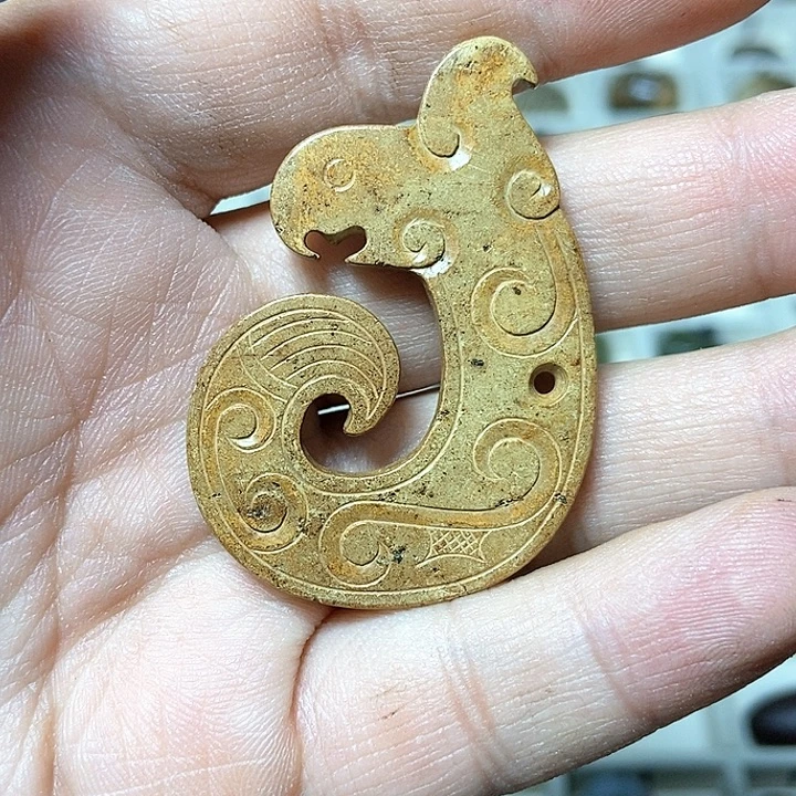 和田玉未镶嵌颈饰81
