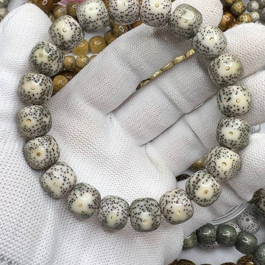 手串星月菩提11.8x10.9石玉黄金瞳老料