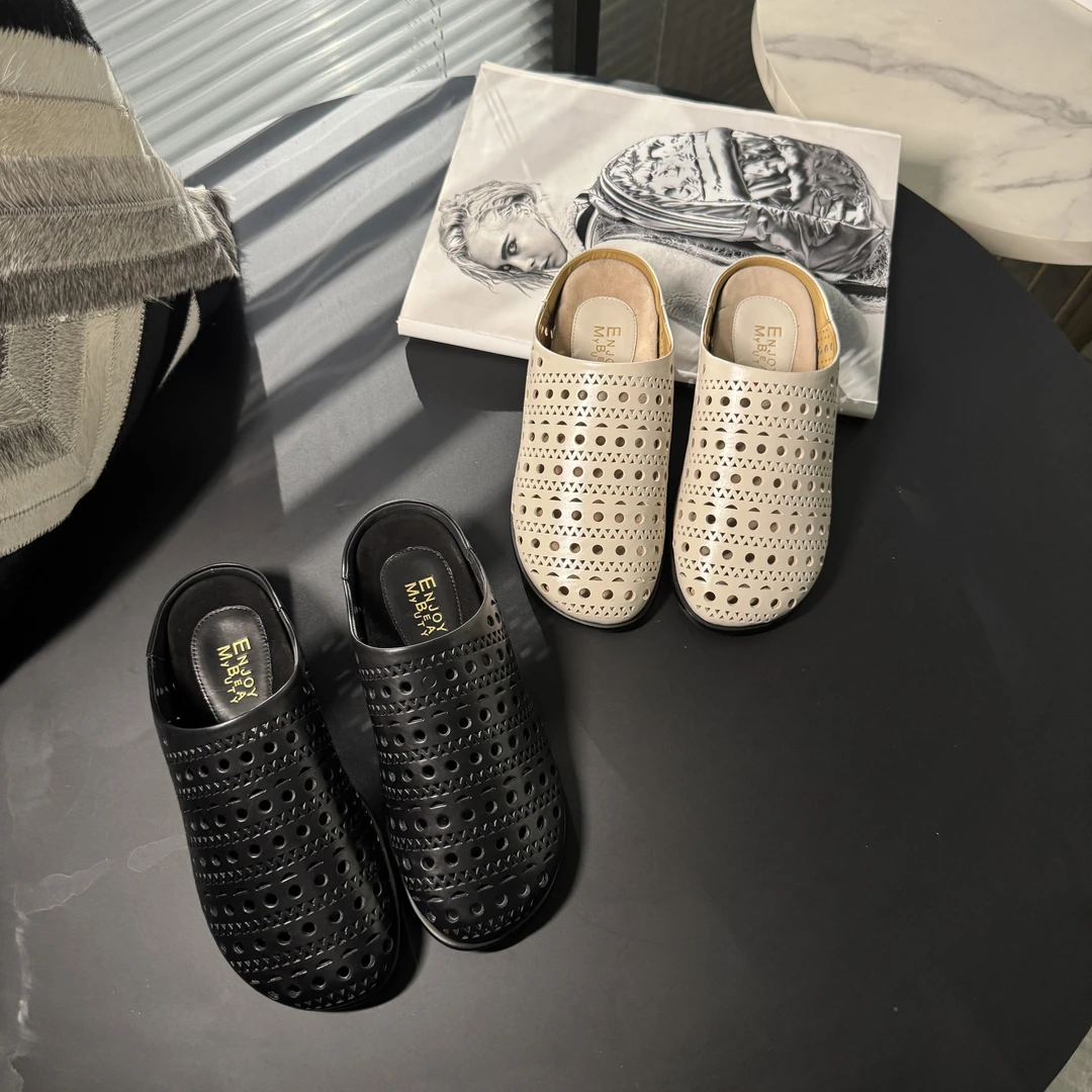 【老罗专属】EM2025春夏透气软底舒适洞洞鞋平底包头拖鞋E25AY070