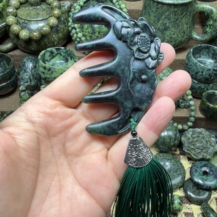 蛇纹石玉未镶嵌药王石能量养生产品