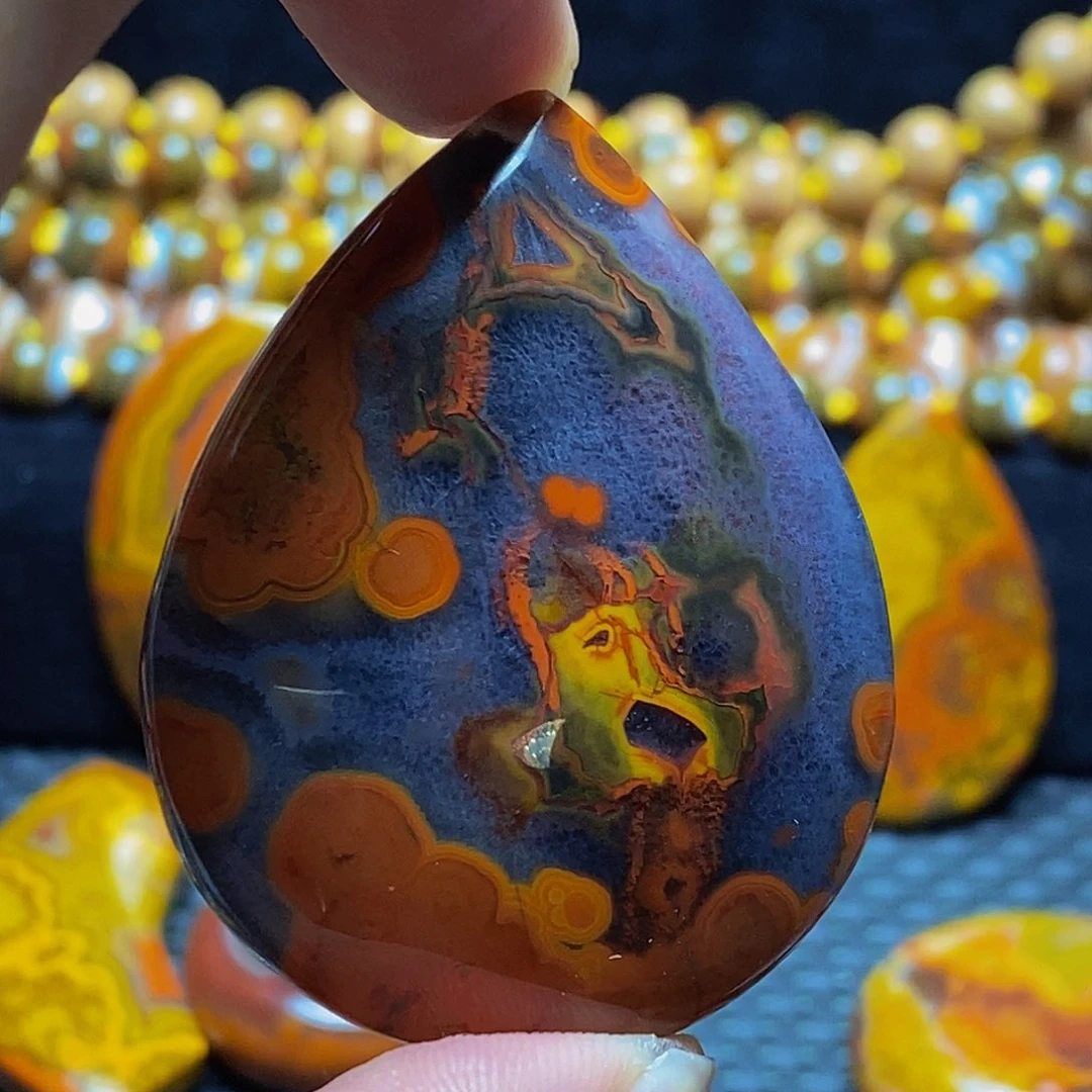 玛瑙/玉髓战国红玛瑙精品玉石未镶嵌