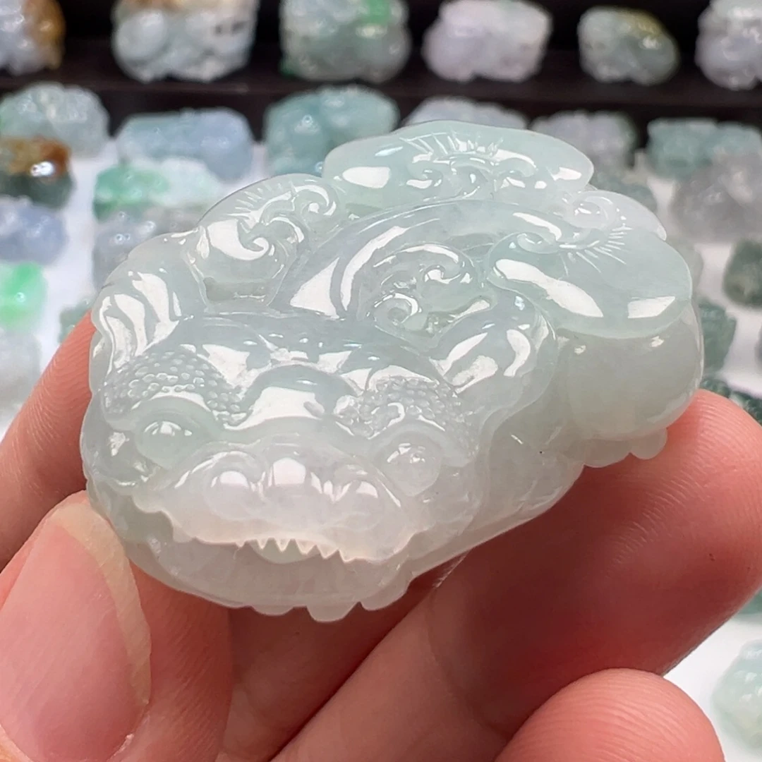 颈饰未镶嵌翡翠貔貅