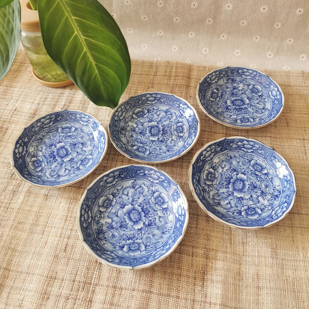 日式青花满绘碟子葵口牡丹花点心盘 家用复古陶瓷盘子釉下彩杯垫