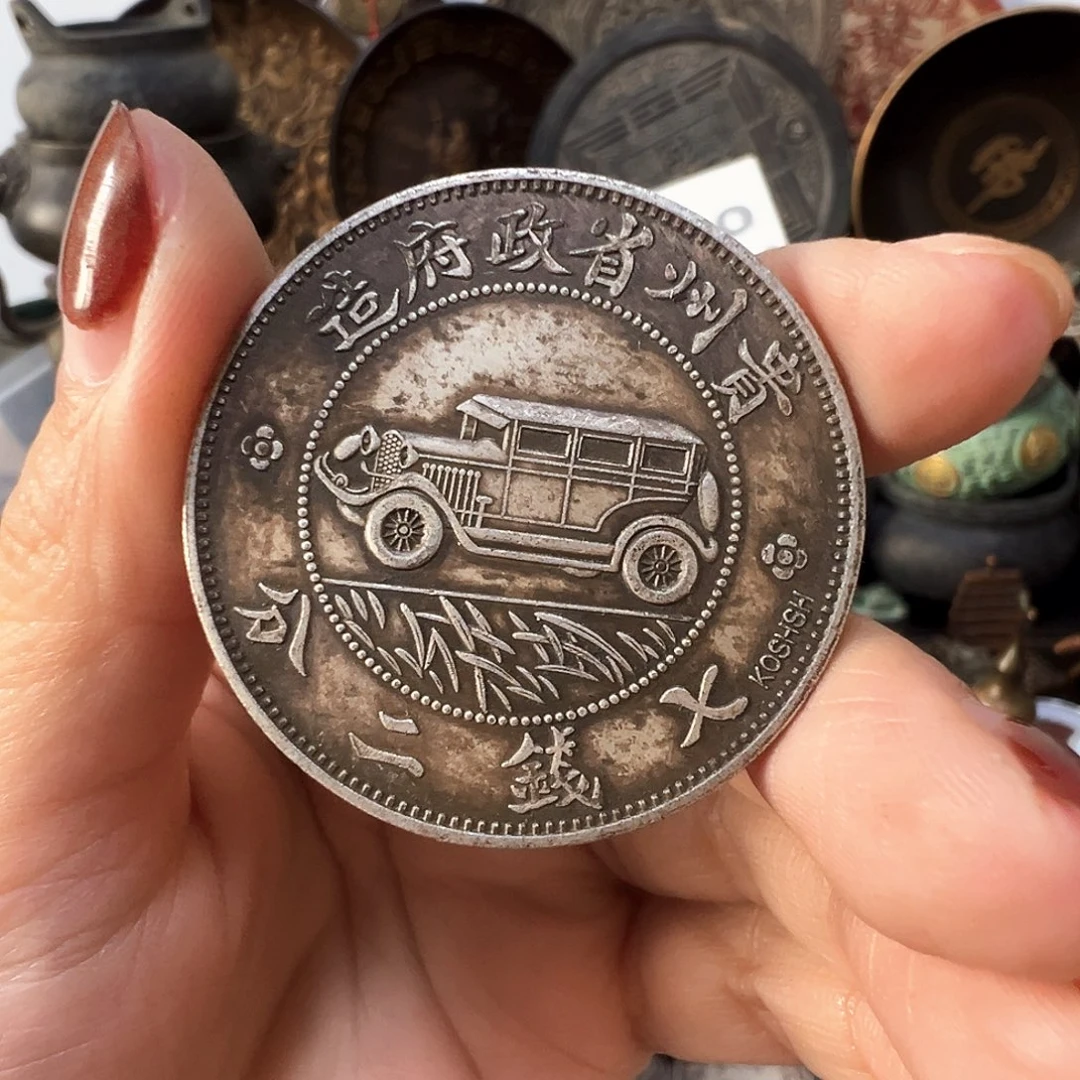金属复古风格摆件