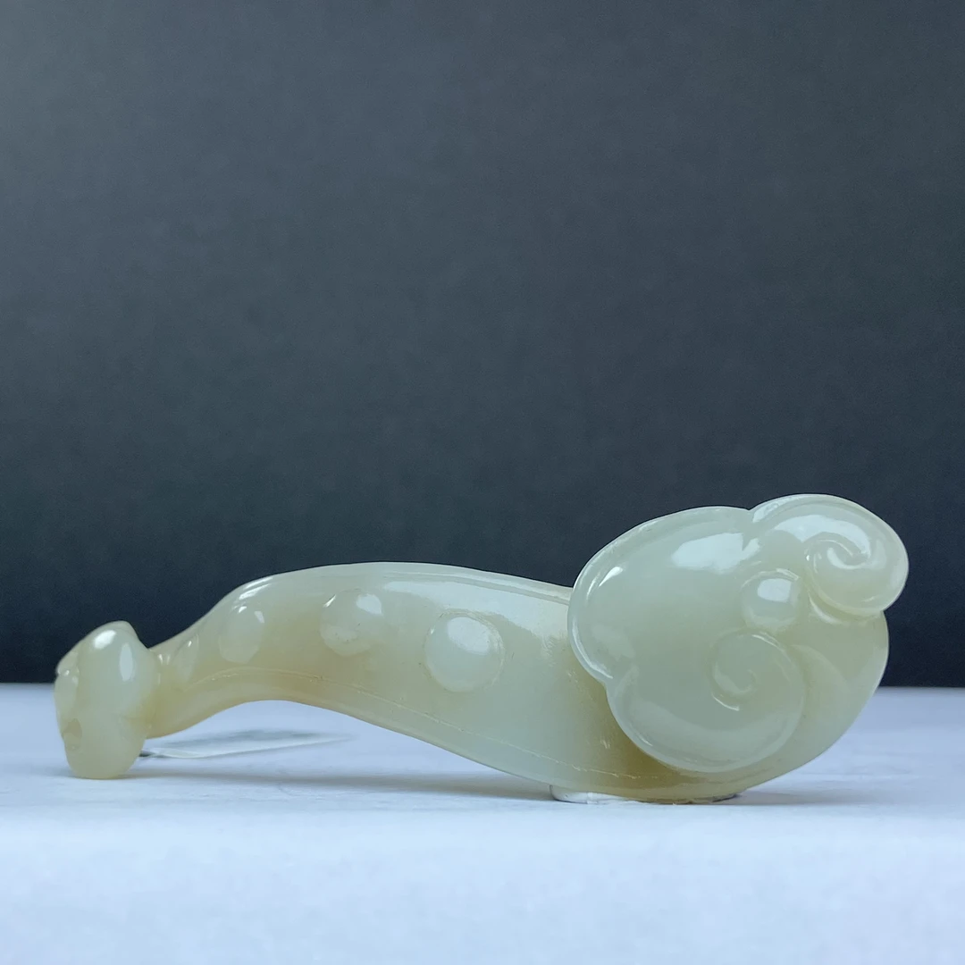 QK2023W 和田玉 糖白万事如意