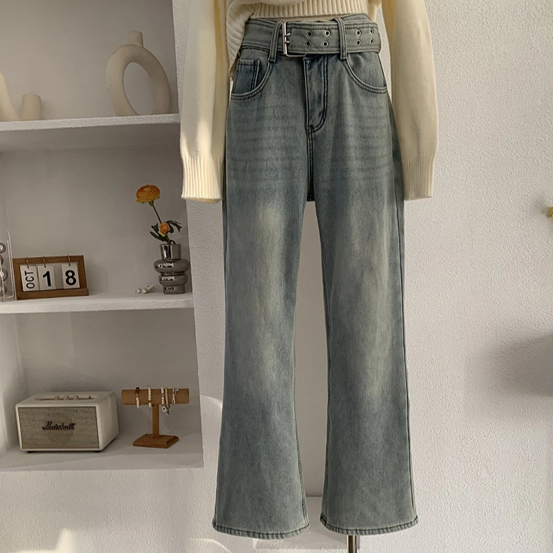 欧玛莱冬季设计感腰带高腰直筒牛仔裤女加绒垂感显瘦长裤潮5724