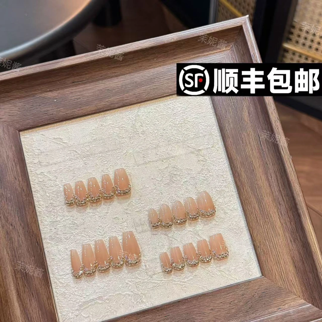 【别低头皇冠会掉.高定施华洛】moni sauce茉妮酱设计穿戴甲流行ins