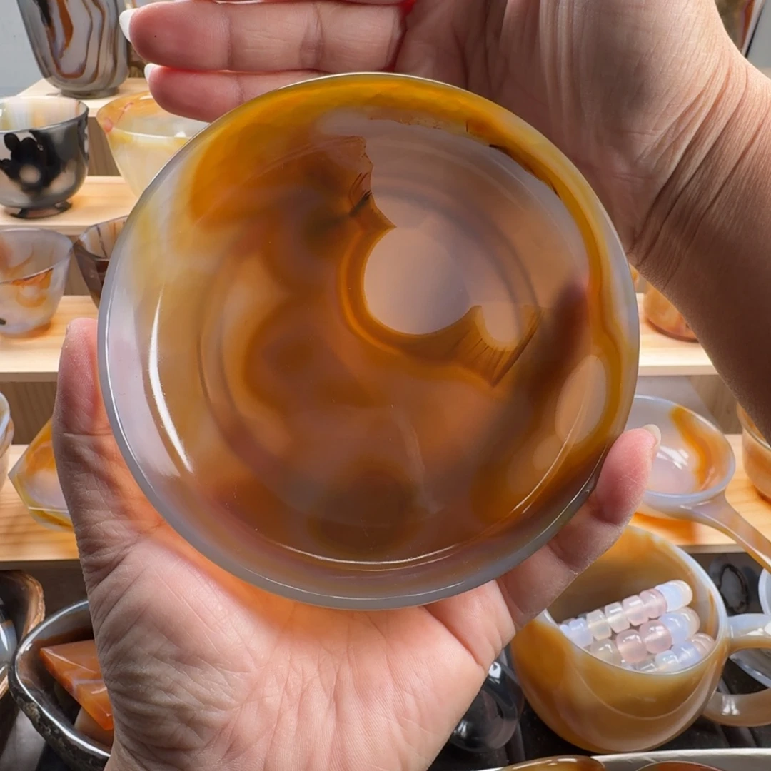 朗***珂玛瑙/玉髓未镶嵌盘子