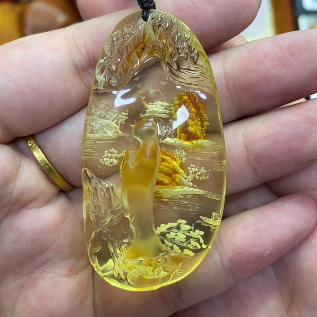 琥珀颈饰未镶嵌唐