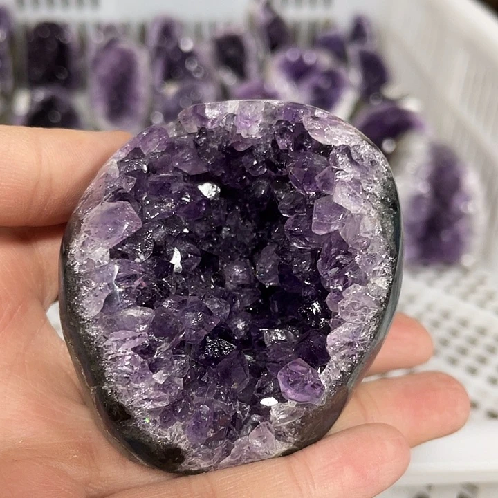未镶嵌珠宝半成品水晶