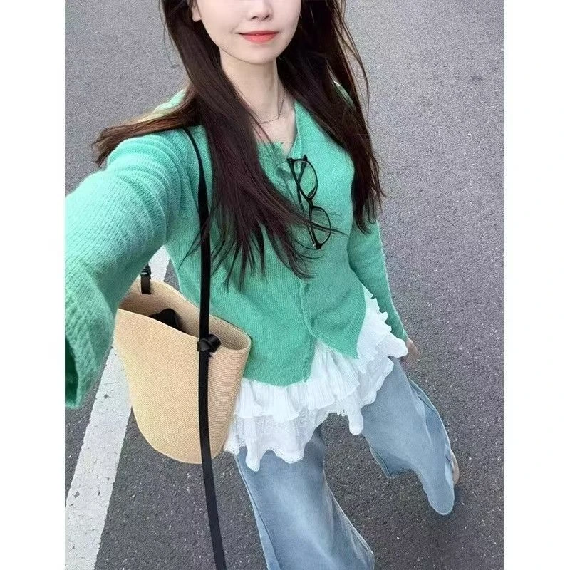 韩系绿色花边针织开衫女春季穿搭温柔系短款多巴胺时尚毛衣外套